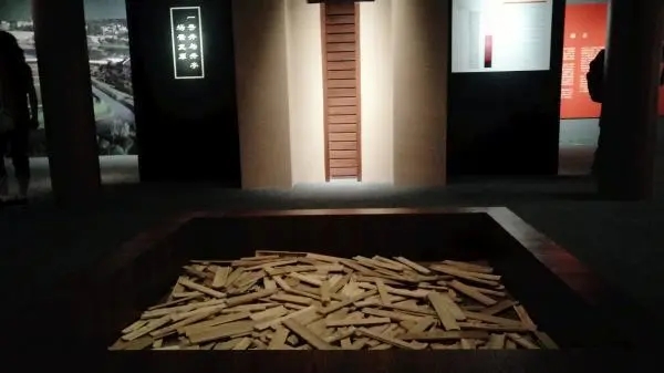展览现场.webp.jpg